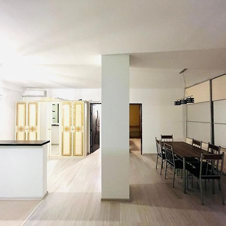 Confortmodern Flat3 Rooms 巴克乌 外观 照片